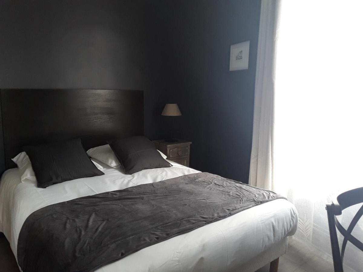 La Pomme D'Or Hotell La Charité-sur-Loire Exteriör bild